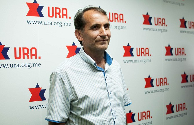  Vlast u Mojkovcu opstruiše ulazak URA u izbornu komisiju