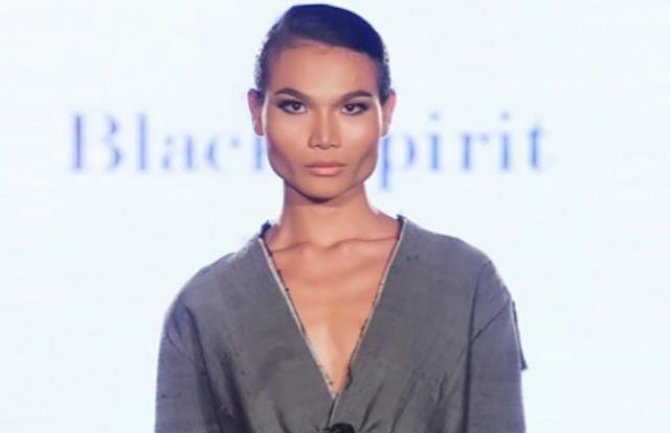  Nekada je bila budistički monah, a sada je najtraženiji model (FOTO)