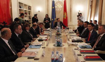 DF: Mi smo sa narodom i narod sa nama, a ostatak opozicije sa diktatorom