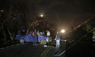 Tornado u Teksasu, stradalo 11 osoba