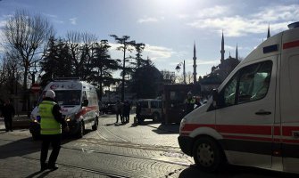 Identifikovan napadač u Istanbulu, uhapšeno 68 osoba