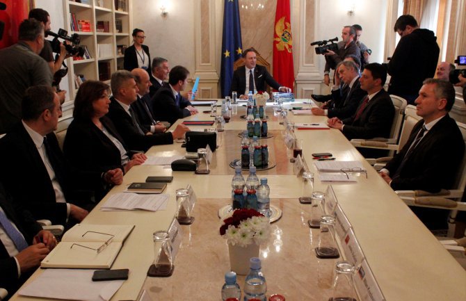 Centar za ženska prava: Nova Vlada će imati manje žena nego aktuelna