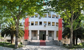 Poslanici danas raspravljaju o Predlogu zakona o planiranju prostora
