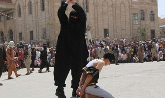 Uhvaće Buldožer, dželat ISIL-a koji je ljudima odsijecao glave 