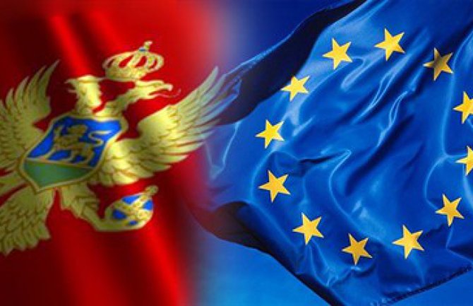 Eksperti iz Italije prenijeli znanja iz oblasti elektronske trgovine