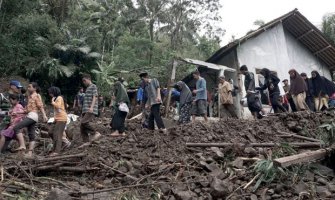 Indonezijia: U klizištima i odronima  poginule 43 osobe