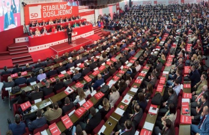SD: Hoćemo da gradimo Crnu Goru, a ne da je rušimo