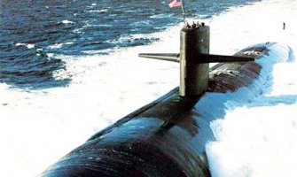 Američka nuklearna podmornica udarila u brod