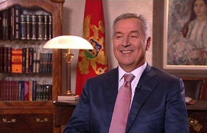 Novoformirane opozicione stranke ulaze u koaliciju da bi zamaskirale slabosti