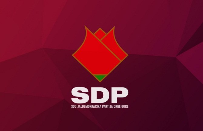 Umjesto da se zapitaju zašto ih šef napušta, oni se bave SDP-om