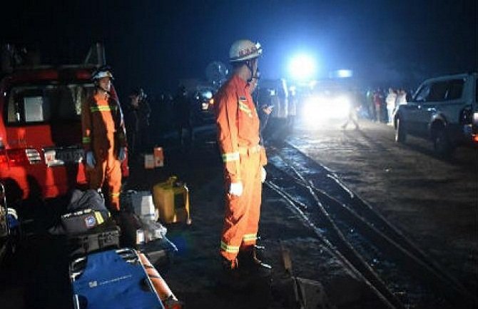 Kina: Eksplozija u rudniku, 15 mrtvih