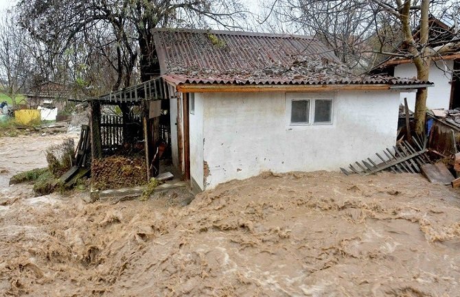  Šteta nakon poplava ogromna, pomoć Vlade nedovoljna