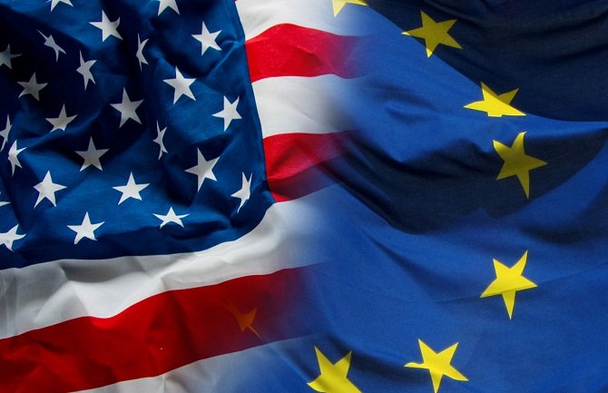 Tramp odgađa trgovinski sporazum između SAD i EU