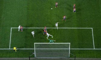 Navijač Atletika tuži UEFA zbog 
