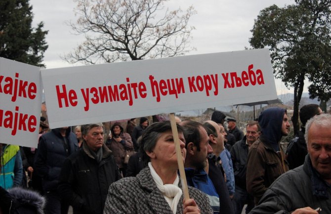 Protest protiv 