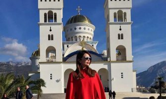 Severina: Crna Goro nosim te u srcu!(FOTO)