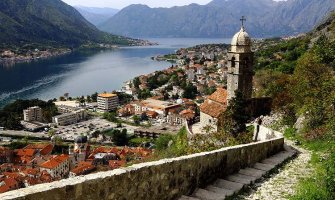 Danas pretežno sunčano i toplo, do 35 stepeni