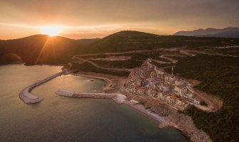 Luštica Bay uložila preko 50 hiljada eura u Mjesnu zajednicu Krtoli