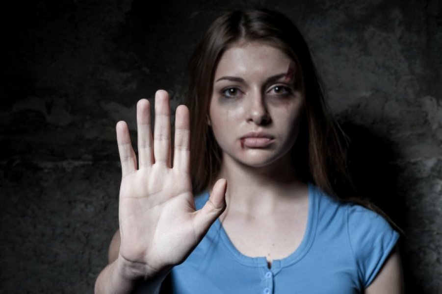 leeceblogsovazthetrendsofviolenceagainstwomen20150408LC