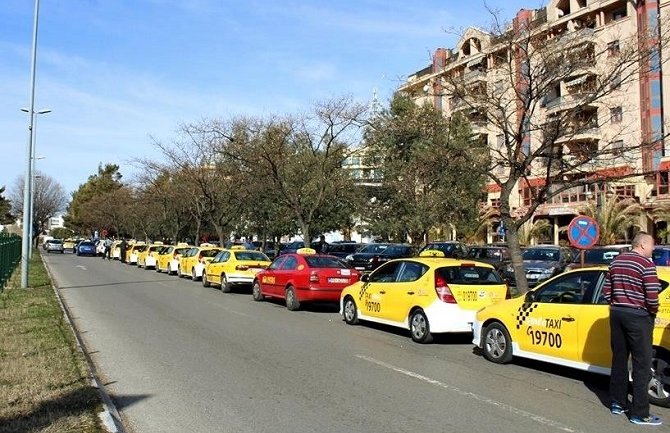 Taksisti prijete štrajkom zbog broja izdatih licenci