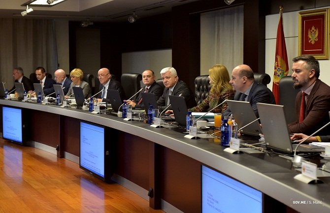 Vlada planira zaduženje od 80 miliona eura