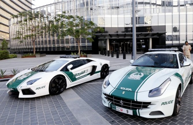 Policija Dubaija vozi najbrže i najjače  automobile na svijetu