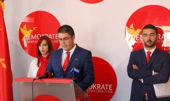 Rovčanin: Usudila se kriminalna grupa da kritikuje lokalnu vlast u Kotoru