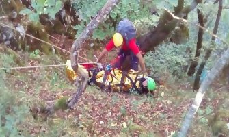 Uspješna akcija spašavanja: Povrijeđenu ženu izvukli iz kanjona Nevidio