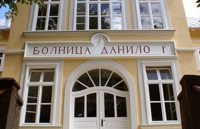 Cetinjanin donirao 50.000 eura bolnici 