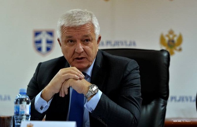 CKM: Marković da se založi za Crnogorce koji žive u Vrbasu