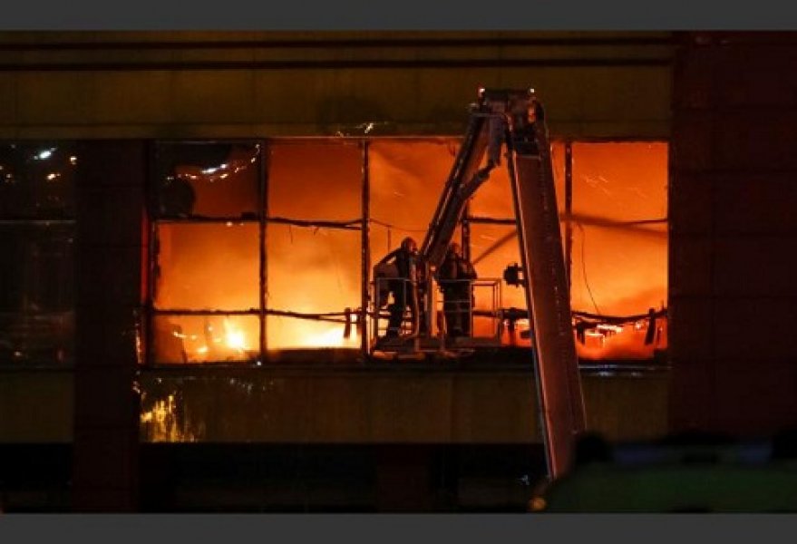 20171008t160054z699458555rc1292193c30rtrmadp3russiamarketfire