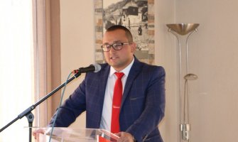 Ćeman: Do Petnjice pješke ili automobilom, javnog prevoza nema