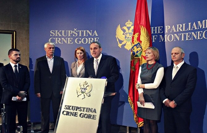 LP: Tražimo odgovornost policije, da štite građane a ne da se iživljavaju