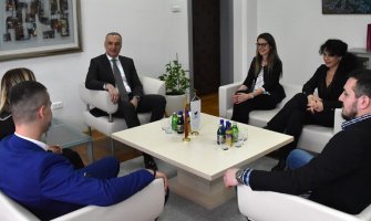 Nikolić: Poštovanje studentskih prava i efikasna primjena u praksi ostaju visoko na agendi UCG (FOTO)