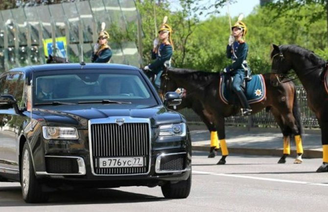 Opremljen najvišim paketom zaštite: Putin se na  inaguraciju dovezao Kortežom (FOTO) (VIDEO)