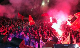 Srbi, okrenite se Crnoj Gori, Čačak i Beograd vam ne mogu biti bliži od Cetinja i Podgorice