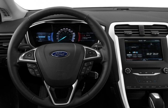 Ford povlači oko 550.000 vozila zbog problema sa mjenjačem