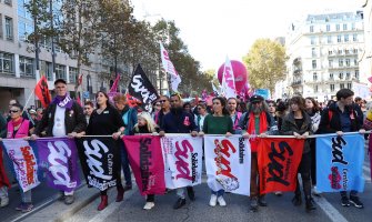 U preko 100 gradova protesti protiv vladine politike i predsjednika Makrona