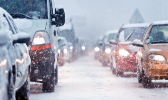 Oblačno, na jugu kiša u ostalim dijelovima zemlje snijeg