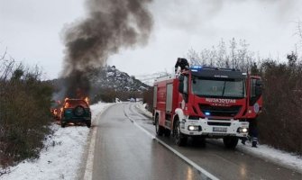 U Trebinju potraga za dvije nepoznate osobe: Zapalili terenca, pa pobjegli u šumu