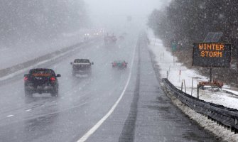 U SAD zimska oluja: Otkazano više od 1.550 letova