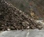 U kanjonu Pive, na dionici puta Plužine-Mratinje, došlo do većeg odrona