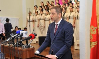 Šehović: Dva miliona eura i 30 novih vozila za prevoz učenika