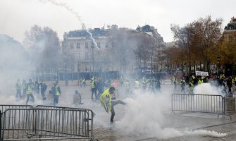 Francuska: Sukobi između policije i Žutih prsluka