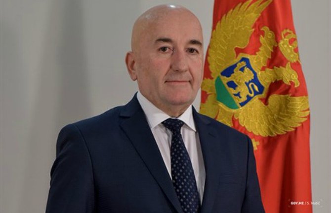Nurković: Četiri teretna broda objediniti u Crnogorskoj plovidbi