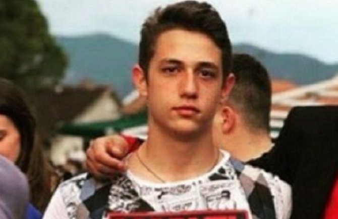 Mladi Novljanin spasio život ženi, plutala u moru bez znakova života