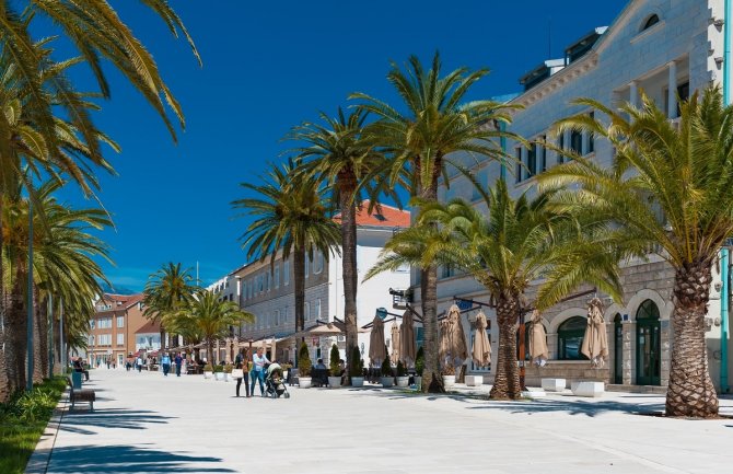 Opština Tivat za pola godine prihodovala 9 miliona eura