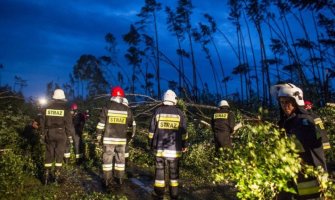 Snažno nevrijeme u Poljskoj: Ima mrtvih i povrijeđenih