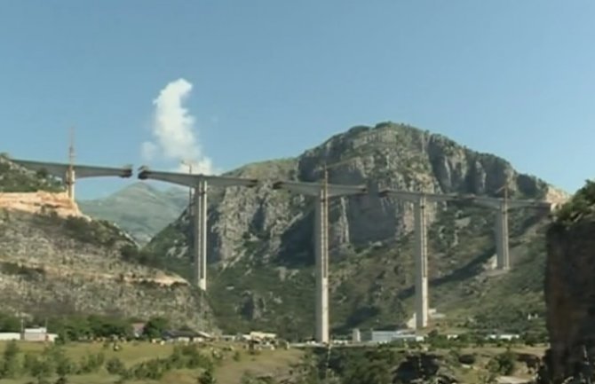 Ovih dana spajanje mosta Moračica