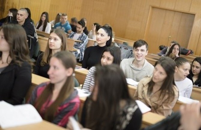 U trećem upisnom roku na Univerzitetu Crne Gore predato 302 prijave